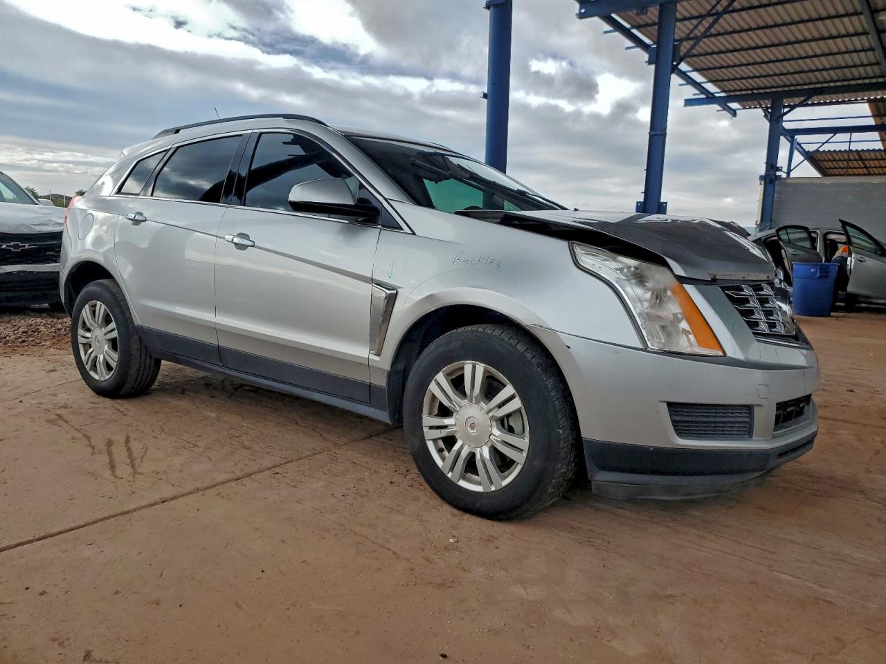 Cadillac SRX Image 2