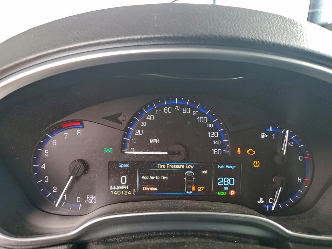 Cadillac SRX Image 8