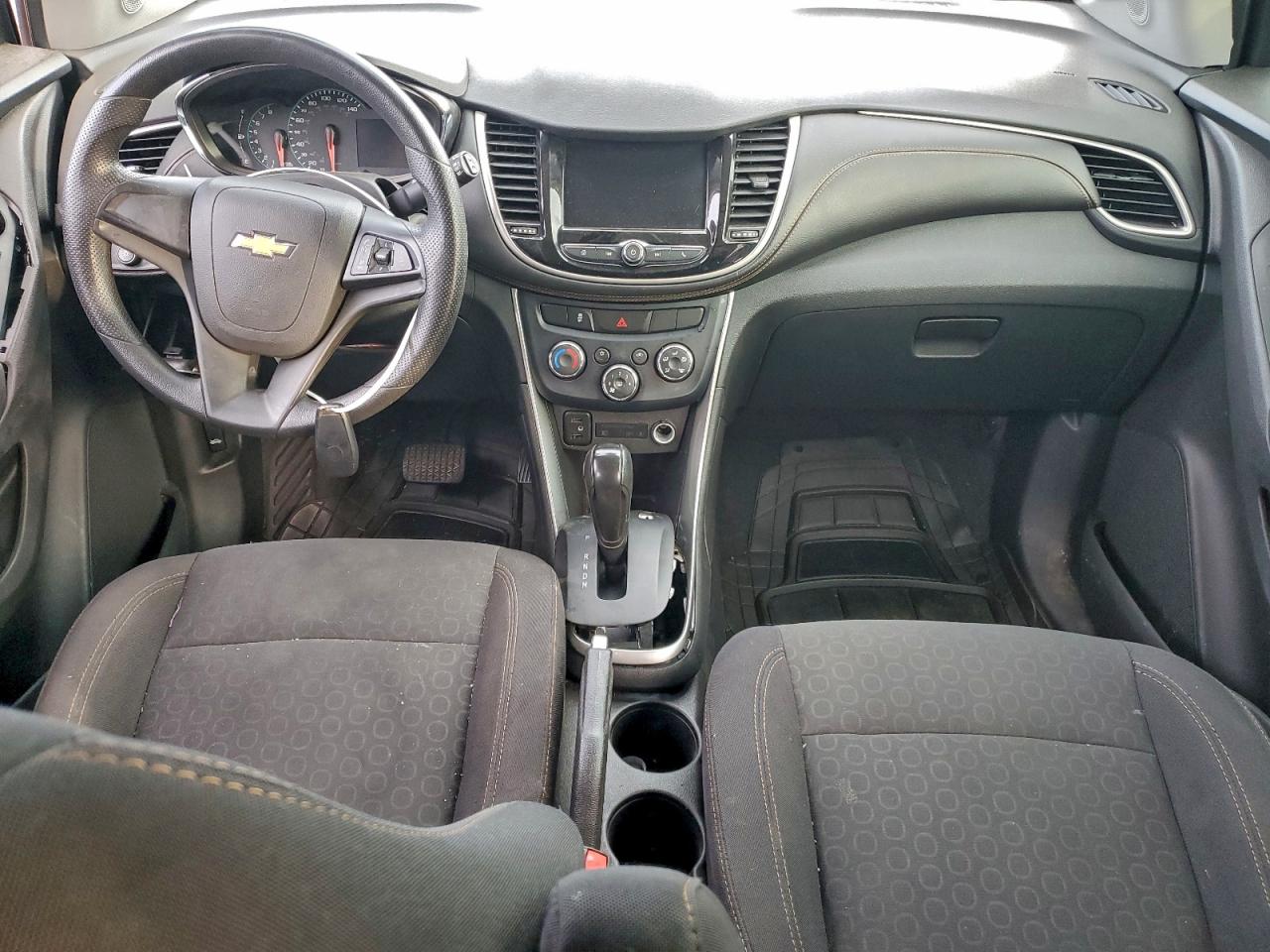 Chevrolet Trax Ls Image 7