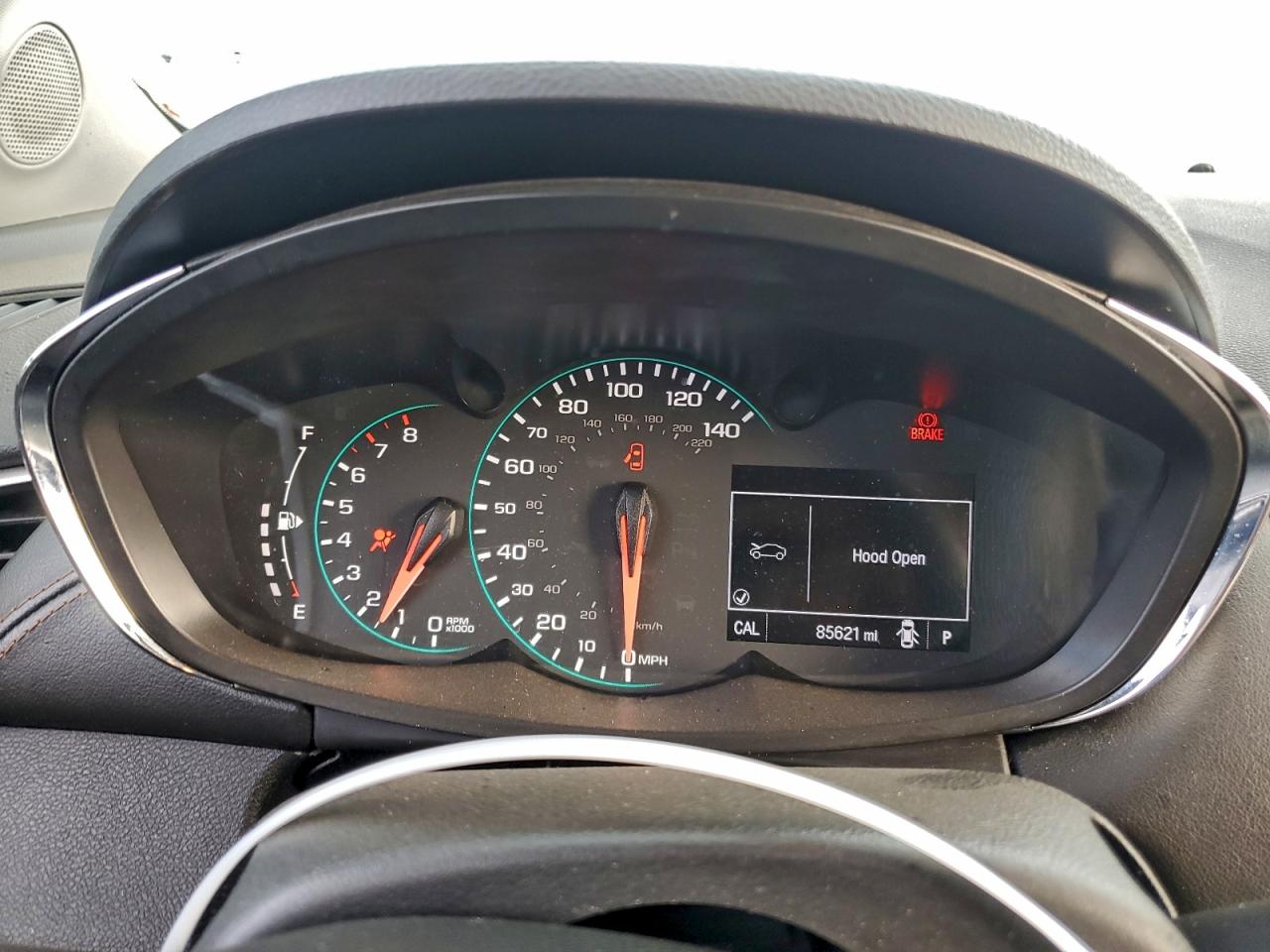 Chevrolet Trax Ls Image 3