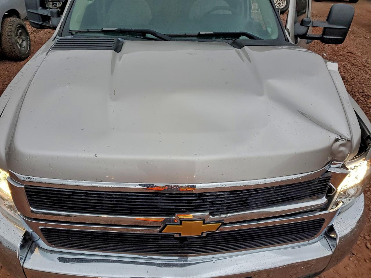 Chevrolet Silverado K2500 Heavy Duty Image 10
