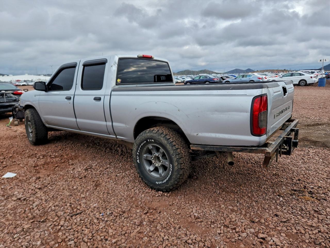 Nissan Frontier Crew Cab Xe Image 9