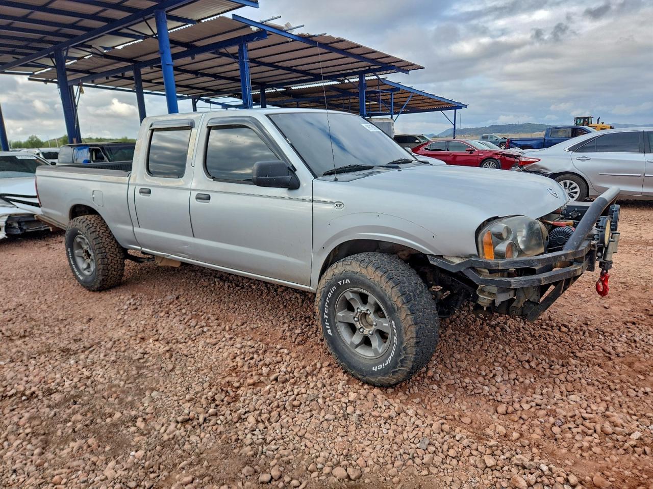 Nissan Frontier Crew Cab Xe Image 2