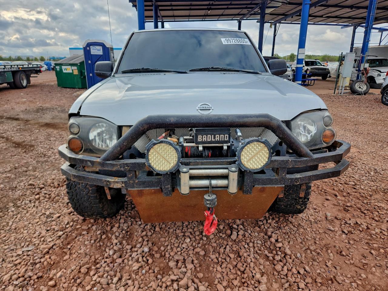 Nissan Frontier Crew Cab Xe Image 8