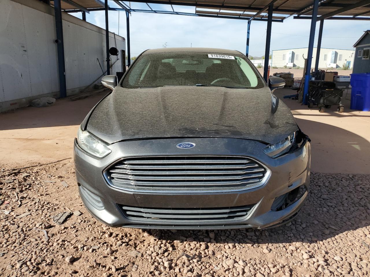 Ford Fusion Se Image 3