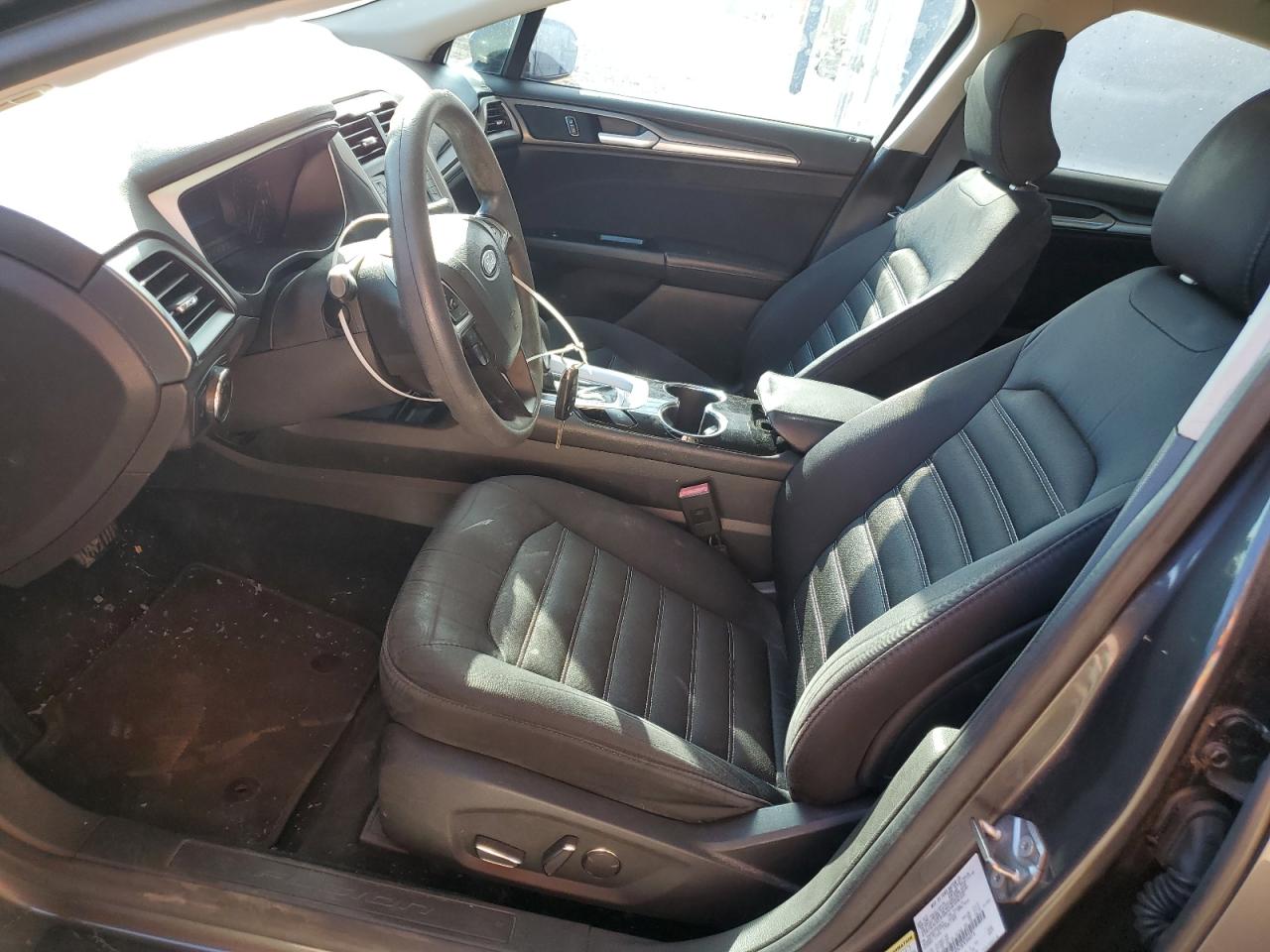 Ford Fusion Se Image 12