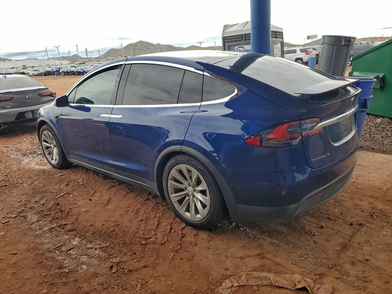 Tesla Model X Image 2