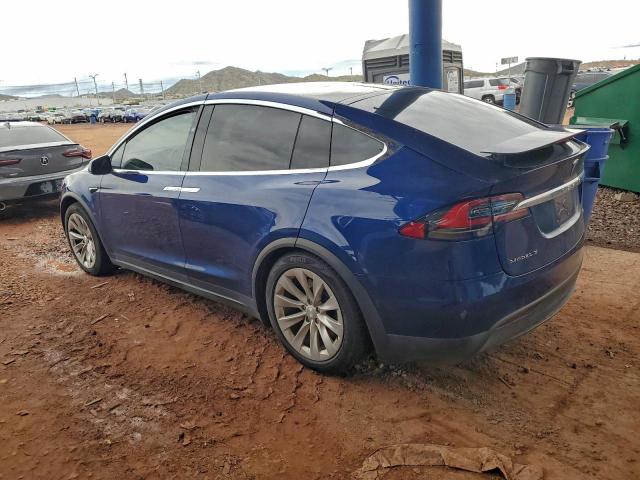 Tesla Model X Image 2