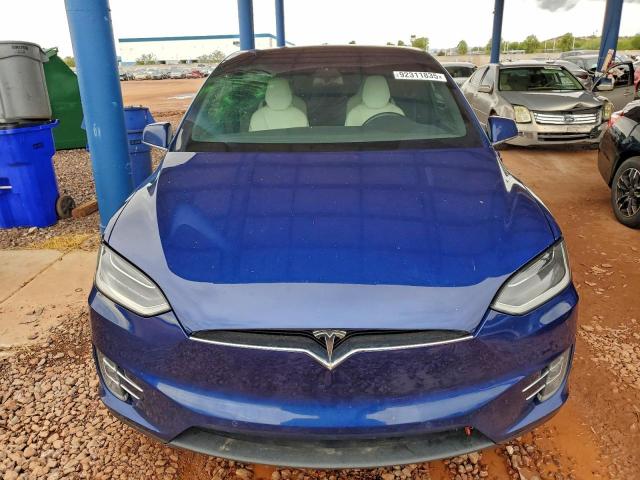 Tesla Model X Image 4