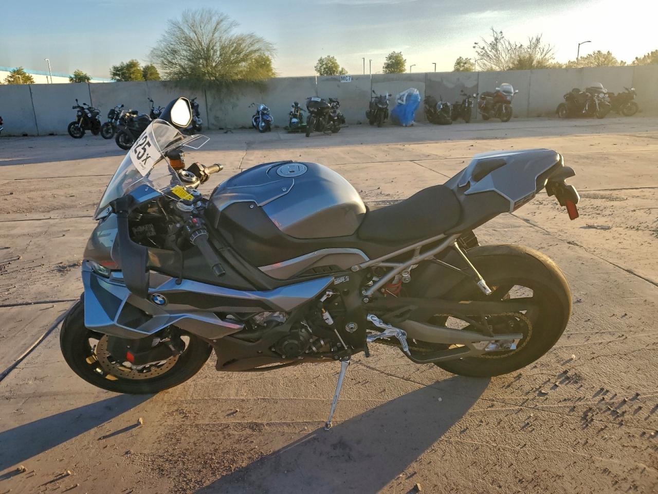 BMW S Rr Image 4