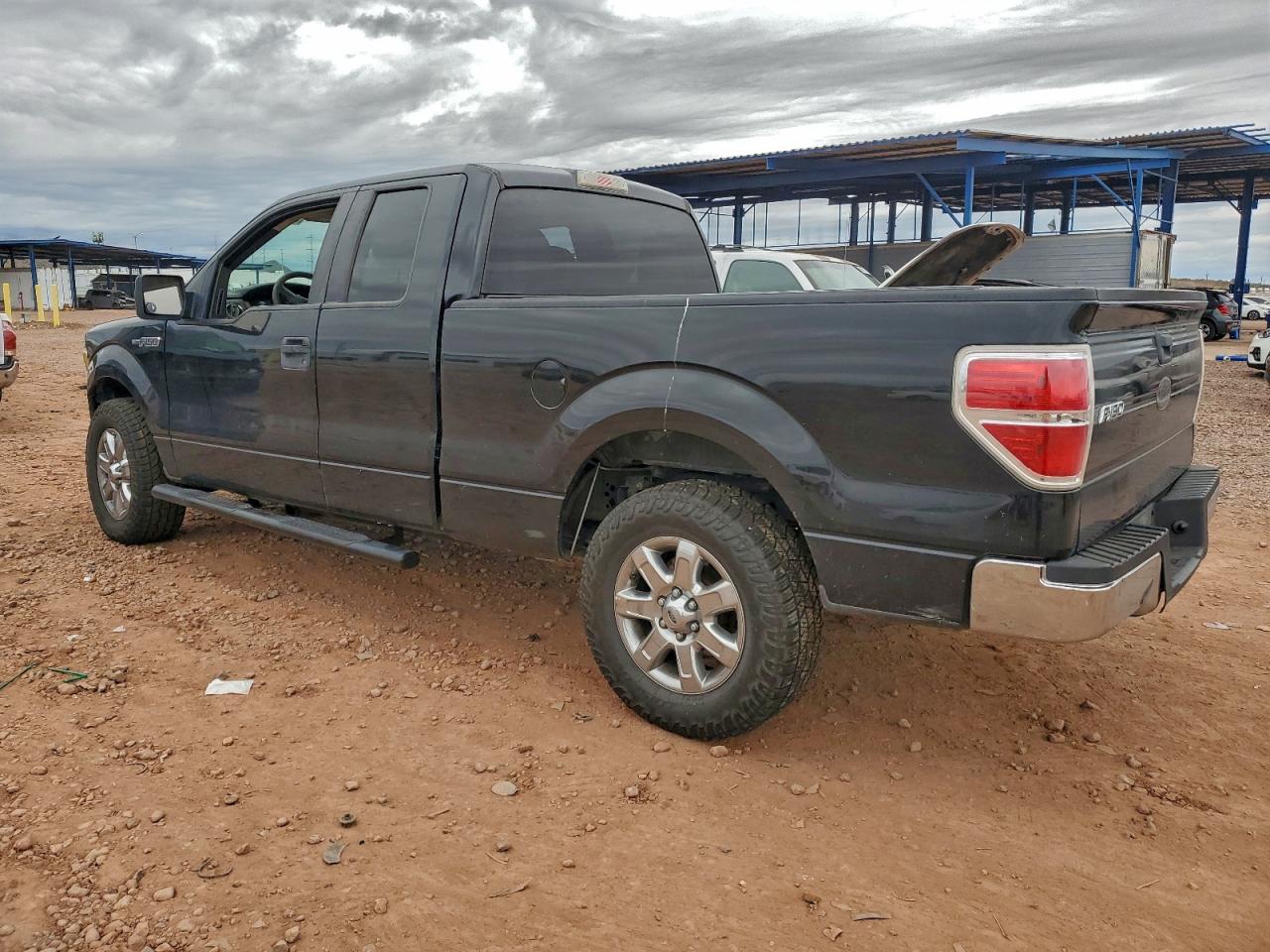 Ford F-150 Super Cab Image 8