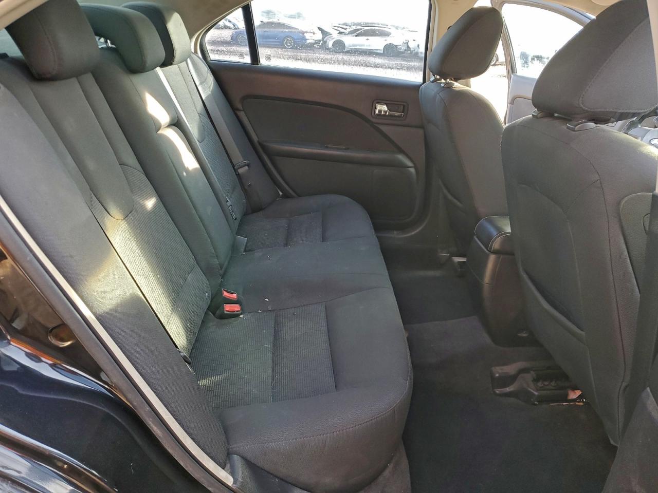 Ford Fusion Se Image 9