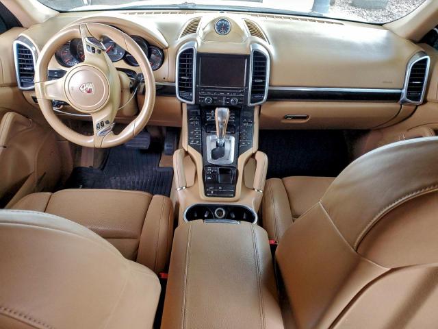 Porsche Cayenne Image 12