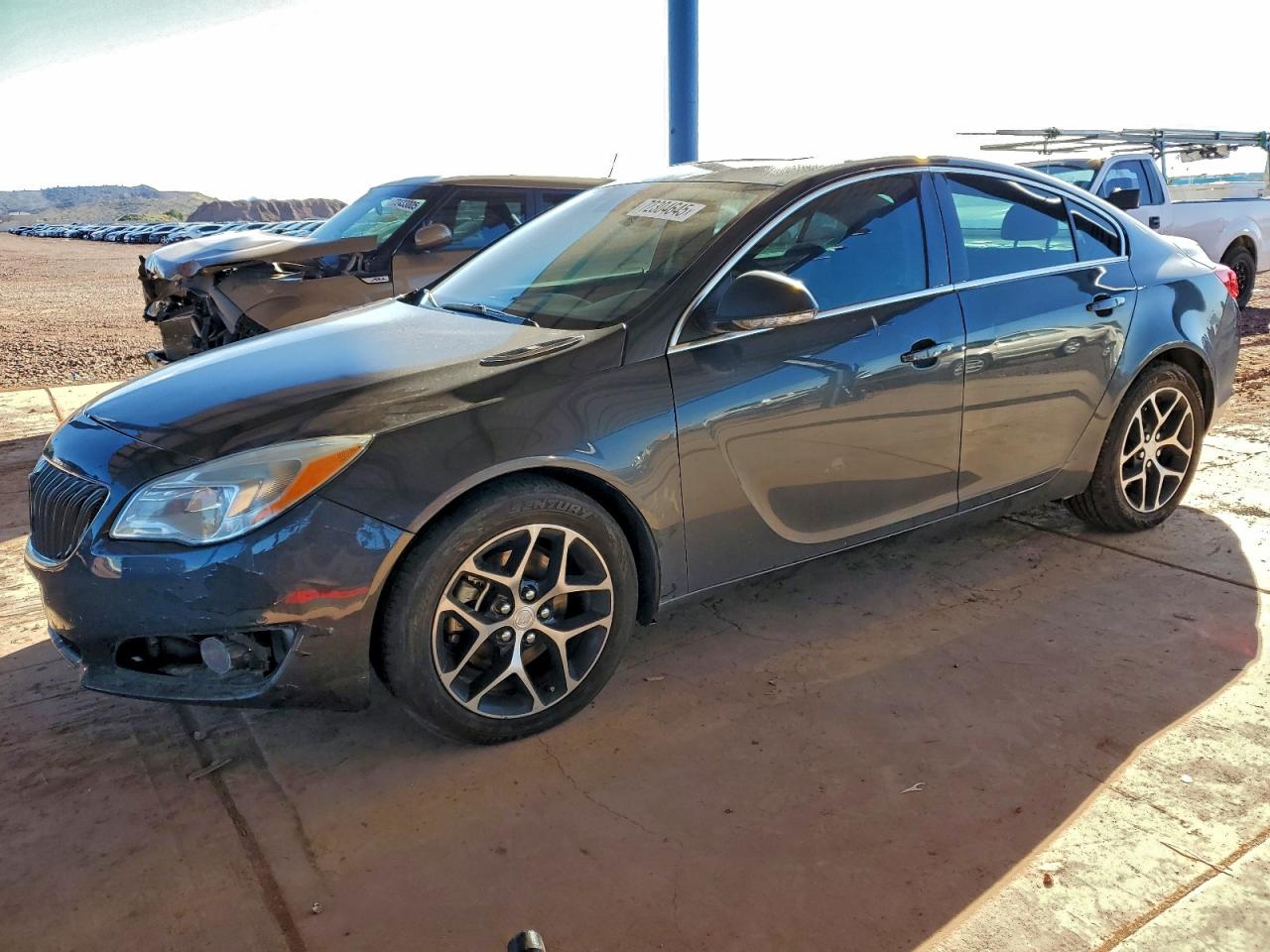 Buick Regal Sport Touring Image 1