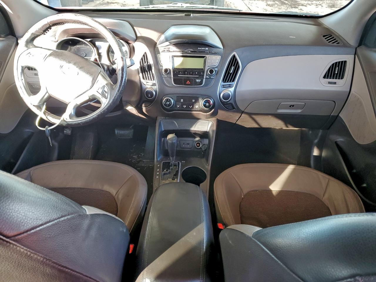 Hyundai TUCSON Gls Image 8