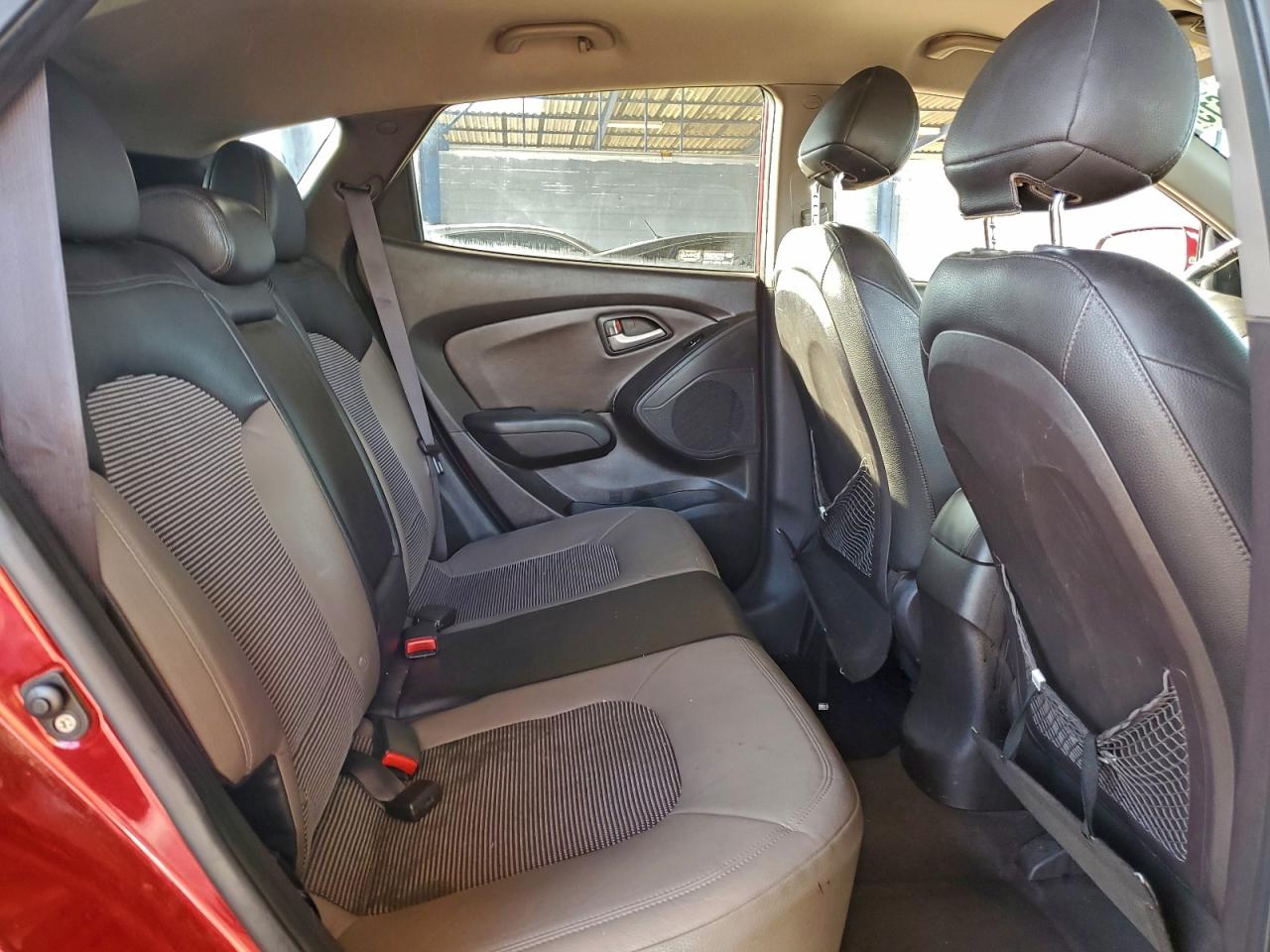 Hyundai TUCSON Gls Image 10