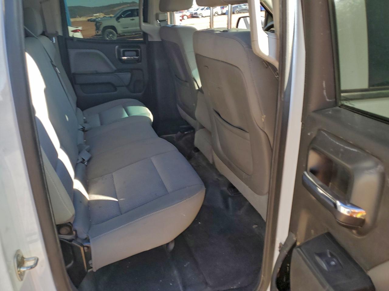 Chevrolet Silverado C1500 Image 10