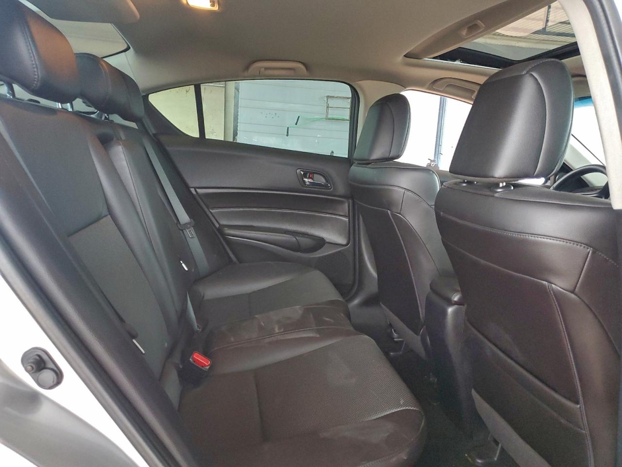 Acura ILX 20 Tech Image 3