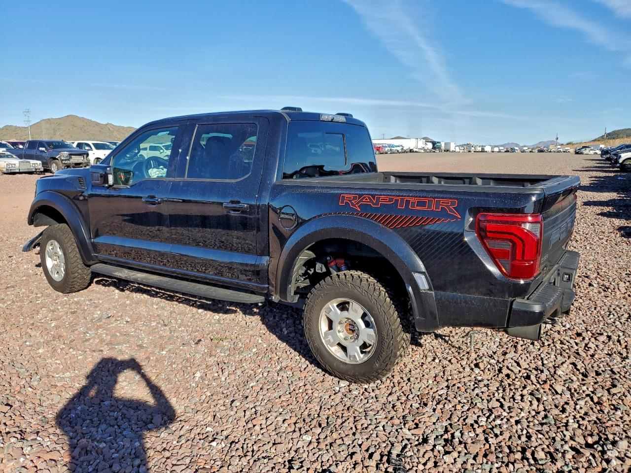 Ford F-150 Raptor Image 12